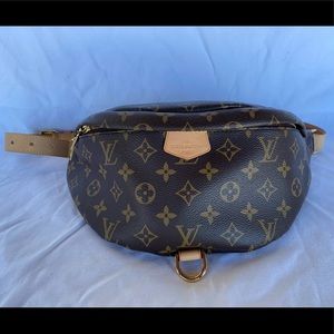 Louis Vuitton Monogram Bumbag. Used Once. In perfect condition. With receipt